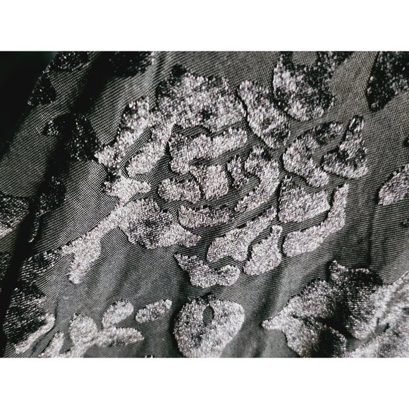 Stem & Vine velvet burnout top XL roses print sheer lace Black - Picture 12 of 13